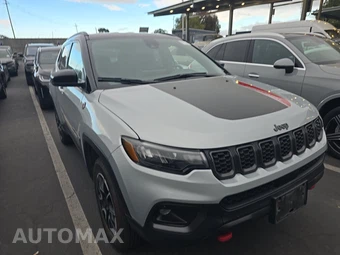 2024 Jeep Compass Trailhawk - miniatura 3