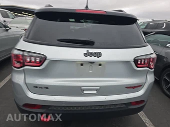 2024 Jeep Compass Trailhawk - miniatura 5
