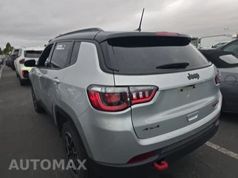 2024 Jeep Compass Trailhawk - miniatura 6