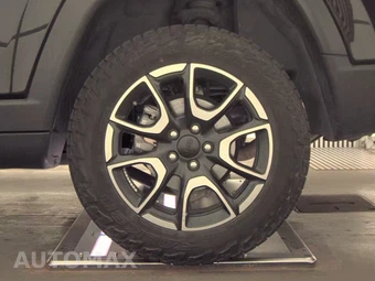 2024 Jeep Compass Trailhawk - miniatura 12