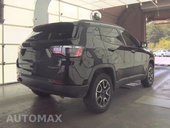 2024 Jeep Compass Trailhawk - miniatura 5