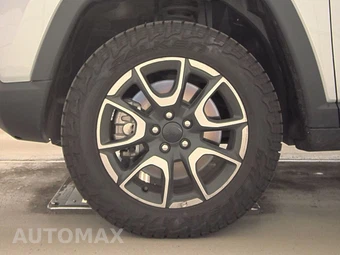 2024 Jeep Compass Trailhawk - miniatura 9