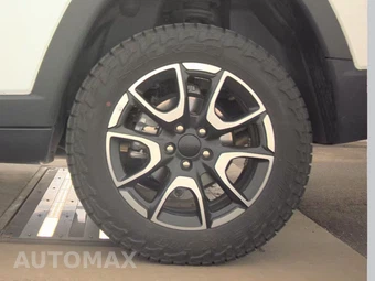 2024 Jeep Compass Trailhawk - miniatura 12