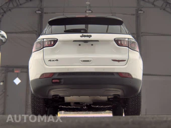 2024 Jeep Compass Trailhawk - miniatura 7