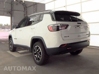 2024 Jeep Compass Trailhawk - miniatura 8