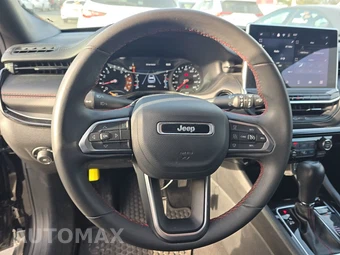 2024 Jeep Compass Trailhawk - miniatura 10