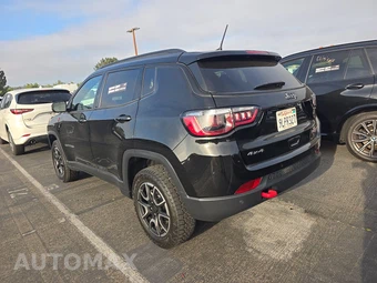 2024 Jeep Compass Trailhawk - miniatura 6
