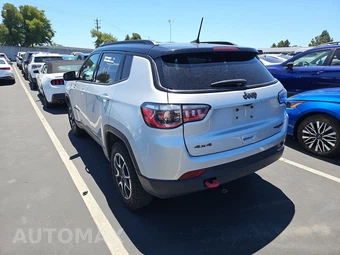2024 Jeep Compass Trailhawk - miniatura 6
