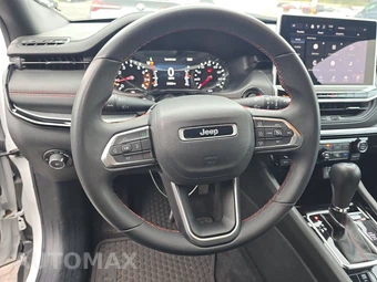 2024 Jeep Compass Trailhawk - miniatura 10