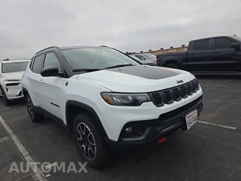 2024 Jeep Compass Trailhawk - miniatura 3