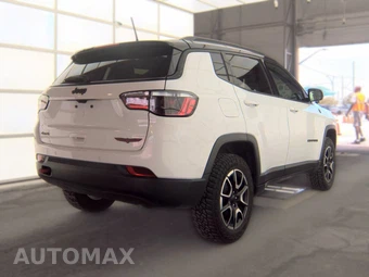 2024 Jeep Compass Trailhawk - miniatura 5