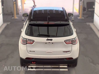 2024 Jeep Compass Trailhawk - miniatura 6