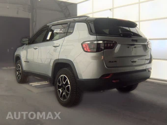 2024 Jeep Compass Trailhawk - miniatura 8
