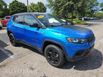 2024 Jeep Compass Trailhawk - miniatura 4