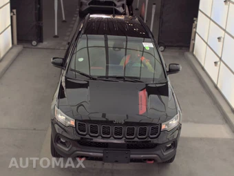 2024 Jeep Compass Trailhawk - miniatura 2