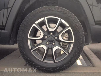 2024 Jeep Compass Trailhawk - miniatura 10
