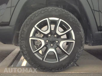 2024 Jeep Compass Trailhawk - miniatura 9