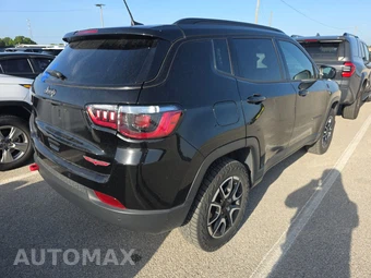 2024 Jeep Compass Trailhawk - miniatura 4