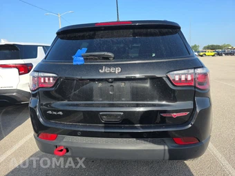 2024 Jeep Compass Trailhawk - miniatura 5