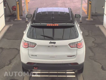 2024 Jeep Compass Trailhawk - miniatura 5