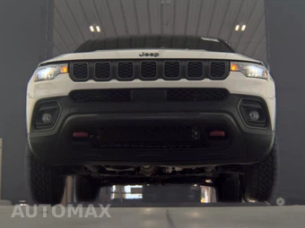 2024 Jeep Compass Trailhawk - miniatura 3