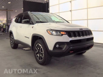 2024 Jeep Compass Trailhawk - miniatura 4