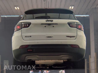 2024 Jeep Compass Trailhawk - miniatura 7