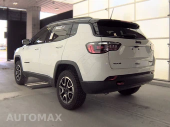 2024 Jeep Compass Trailhawk - miniatura 8
