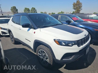 2024 Jeep Compass Trailhawk - miniatura 3