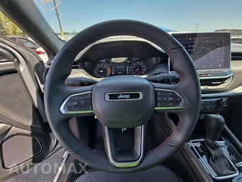 2024 Jeep Compass Trailhawk - miniatura 10