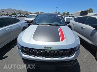 2024 Jeep Compass Trailhawk - miniatura 2