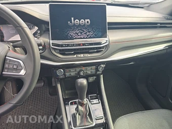 2024 Jeep Compass Trailhawk - miniatura 11
