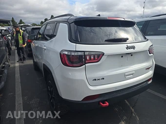 2024 Jeep Compass Trailhawk - miniatura 6