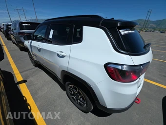 2024 Jeep Compass Trailhawk - miniatura 6