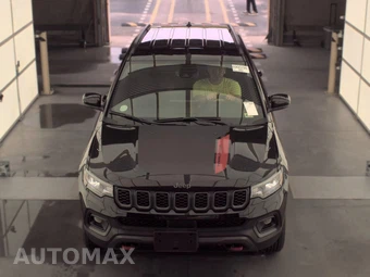 2024 Jeep Compass Trailhawk - miniatura 2