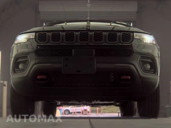 2024 Jeep Compass Trailhawk - miniatura 3