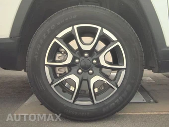 2024 Jeep Compass Trailhawk - miniatura 9