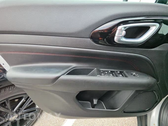 2024 Jeep Compass Trailhawk - miniatura 15