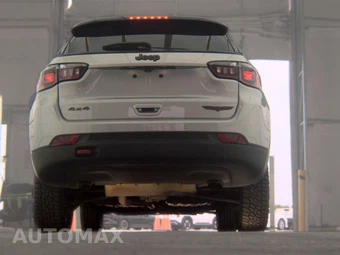 2024 Jeep Compass Trailhawk - miniatura 7