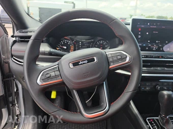 2024 Jeep Compass Trailhawk - miniatura 10