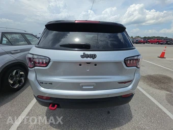 2024 Jeep Compass Trailhawk - miniatura 5