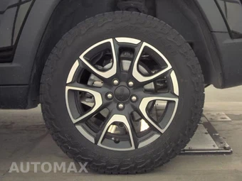 2024 Jeep Compass Trailhawk - miniatura 12