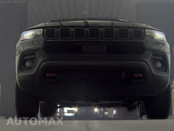 2024 Jeep Compass Trailhawk - miniatura 3