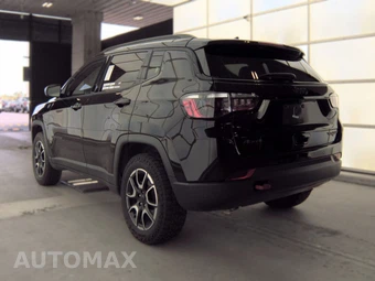 2024 Jeep Compass Trailhawk - miniatura 8