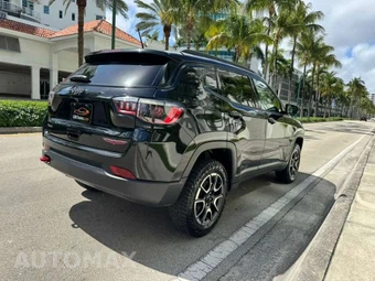 2024 Jeep Compass Trailhawk - miniatura 7