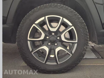 2024 Jeep Compass Trailhawk - miniatura 9