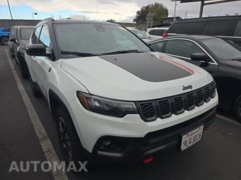 2024 Jeep Compass Trailhawk - miniatura 3