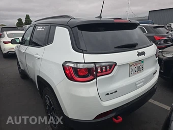 2024 Jeep Compass Trailhawk - miniatura 6