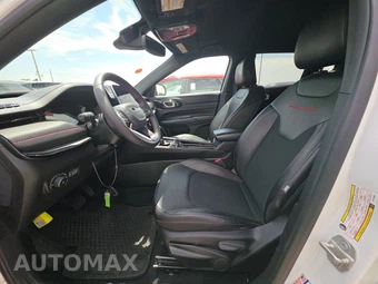 2024 Jeep Compass Trailhawk - miniatura 13