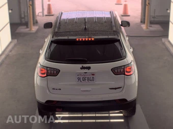 2024 Jeep Compass Trailhawk - miniatura 6